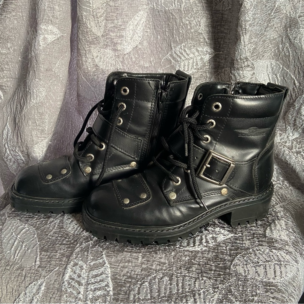 Roadkrome Black Leather Combat Boots – Size 7
